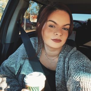 Meet your Posher, Kaitlyn